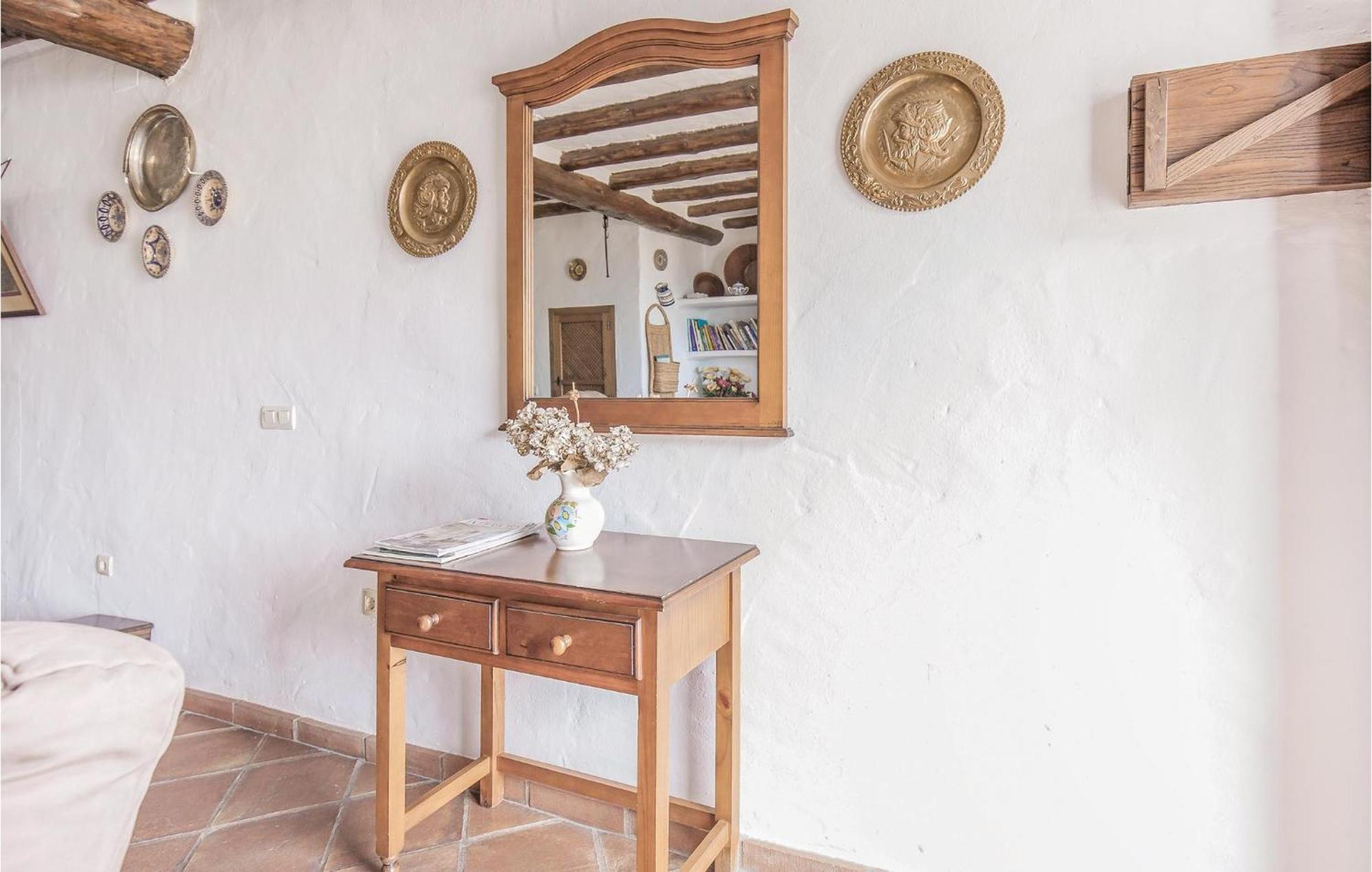 Cozy Home In Zahara De La Sierra With Kitchen Exteriör bild